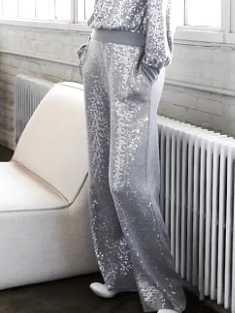 New EXPRESS sequin wide leg, pull-on gray pants - Picture 7 of 8